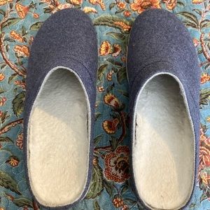 Merrell Wool Slides Womens Size 9 {item #7}